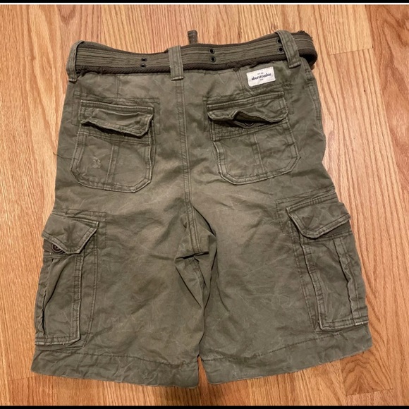 ABERCROMBIE Kids EUC CARGO SHORTS with BELT BOY 16, 6 pockets army green Vintage - Picture 4 of 4
